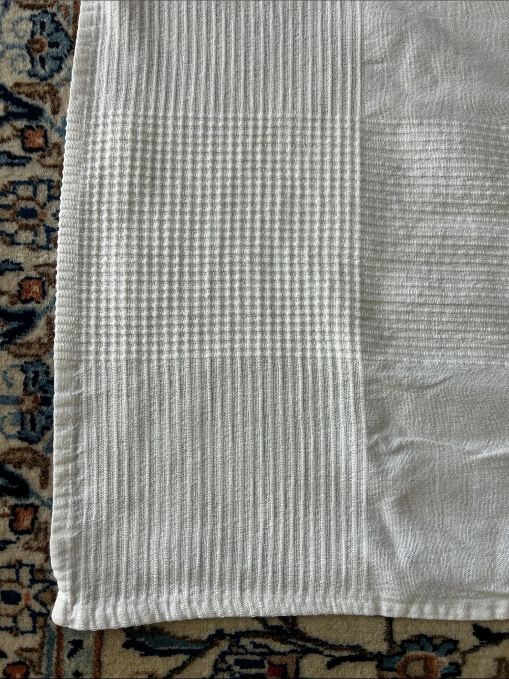 IKEA INDIRA White Textured Bedspread - Lightweight Waffle Weave king/queen